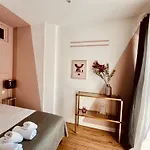 Escalier D'or Conciergeriedamecarcas شقة قرقشونه