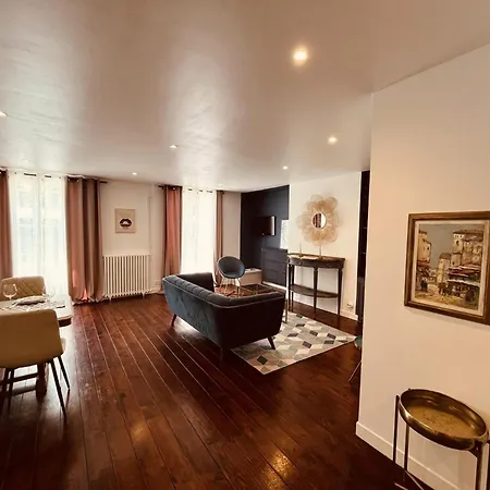 Escalier D'or Conciergeriedamecarcas Apartman *